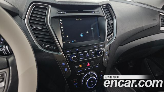 Hyundai Santafe 2016 — photo 17
