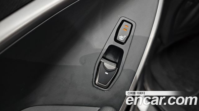 Hyundai Santafe 2016 — photo 19