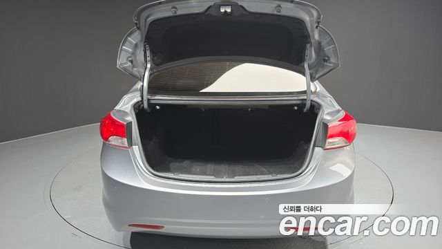 Hyundai AVANTE 2012 — photo 20