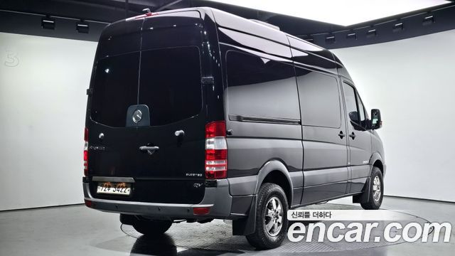 Mercedes-Benz Sprinter 2012 — photo 2