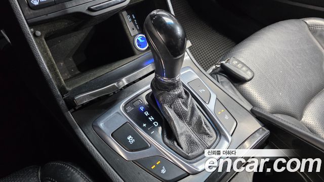 Hyundai Grandeur 2015 — photo 9