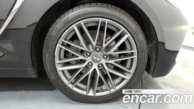 Genesis G70 2018 — photo 5
