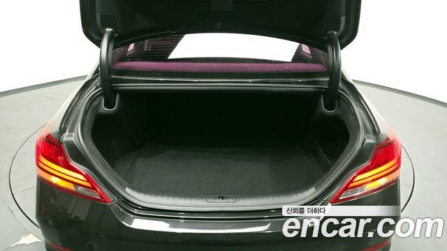 Genesis G70 2018 — photo 20