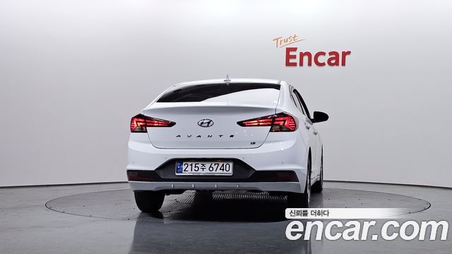 Hyundai AVANTE 2020 — photo 4