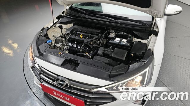 Hyundai AVANTE 2020 — photo 6