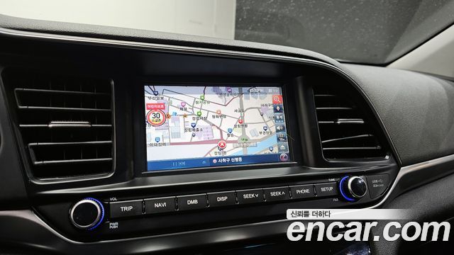 Hyundai AVANTE 2020 — photo 14