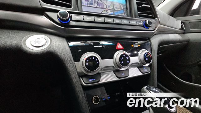 Hyundai AVANTE 2020 — photo 15