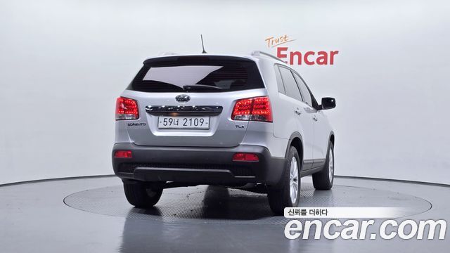 Kia Sorento 2012 — photo 4