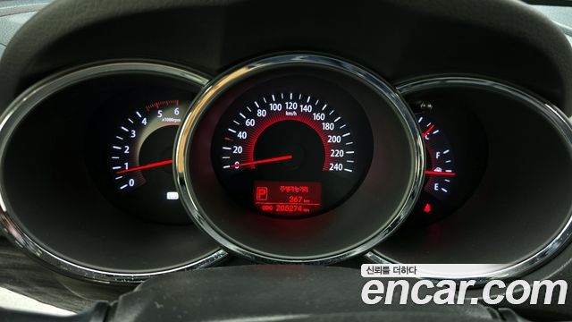 Kia Sorento 2012 — photo 8