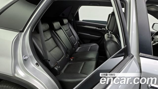 Kia Sorento 2012 — photo 12