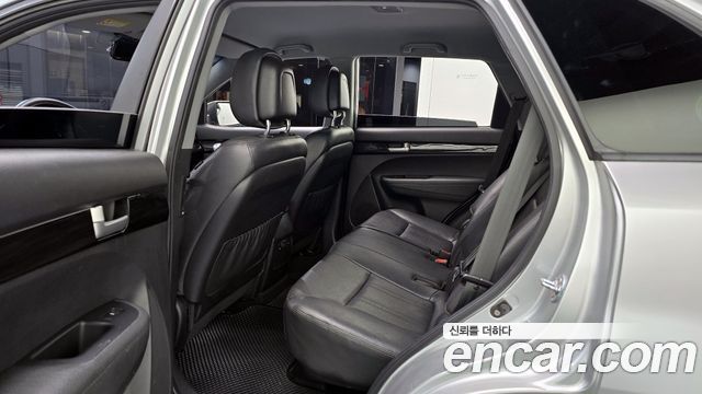 Kia Sorento 2012 — photo 13