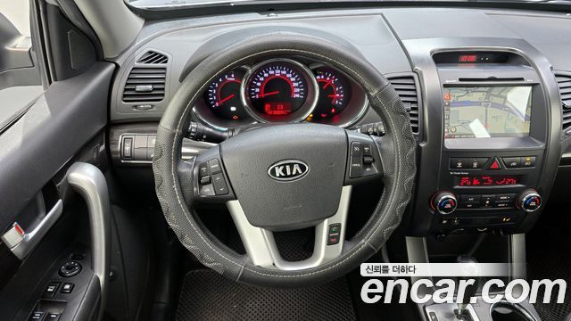 Kia Sorento 2012 — photo 14