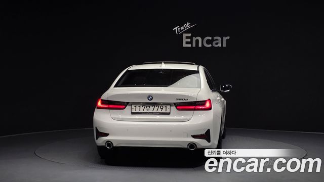 BMW 3-Series 2020 — photo 4