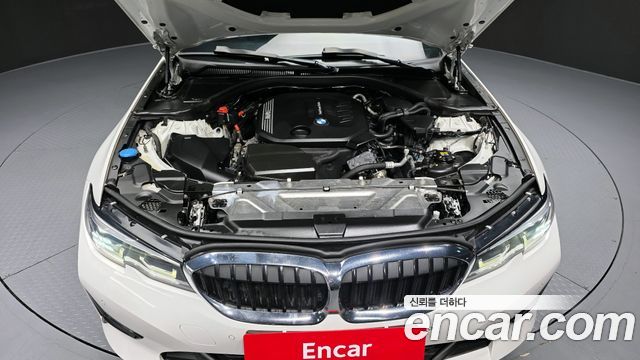 BMW 3-Series 2020 — photo 6