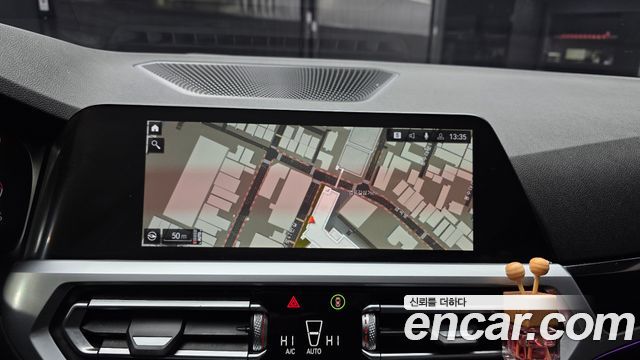 BMW 3-Series 2020 — photo 14