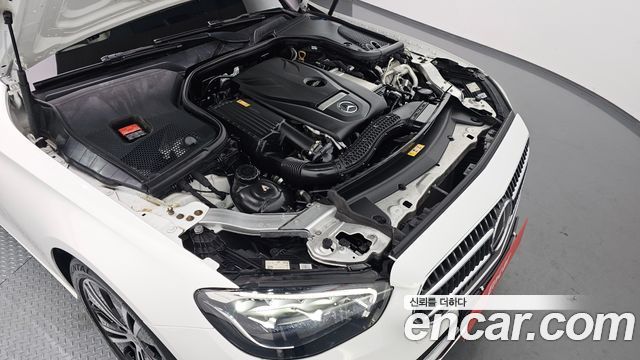 Mercedes-Benz E-Class 2021 — photo 6