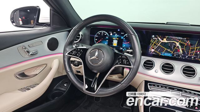 Mercedes-Benz E-Class 2021 — photo 13