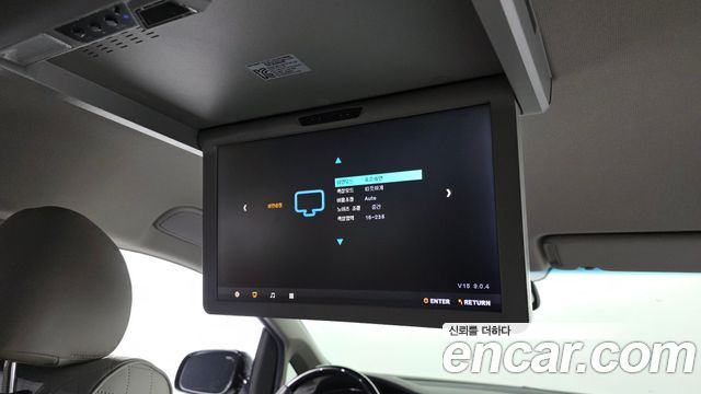 Kia Canival 2016 — photo 18