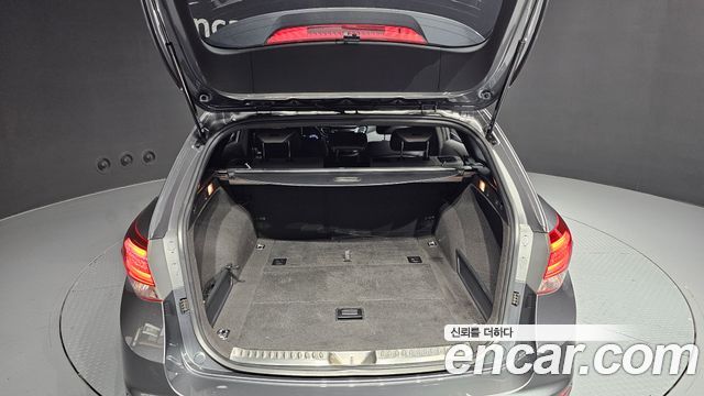 Hyundai i40 2016 — photo 20