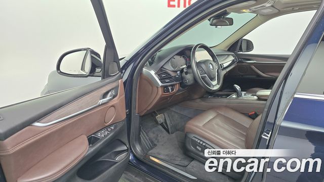 BMW X5 2016 — photo 10