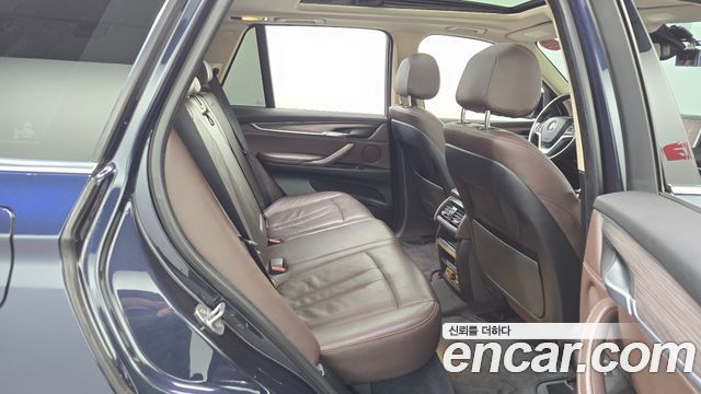 BMW X5 2016 — photo 12