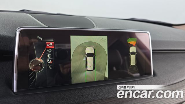 BMW X5 2016 — photo 15