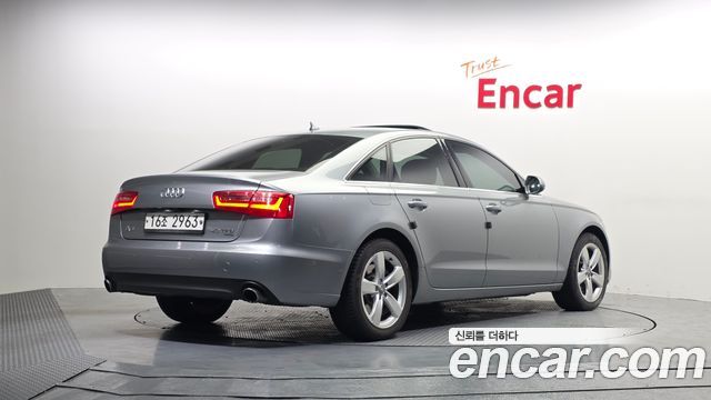 Audi A6 2015 — photo 2