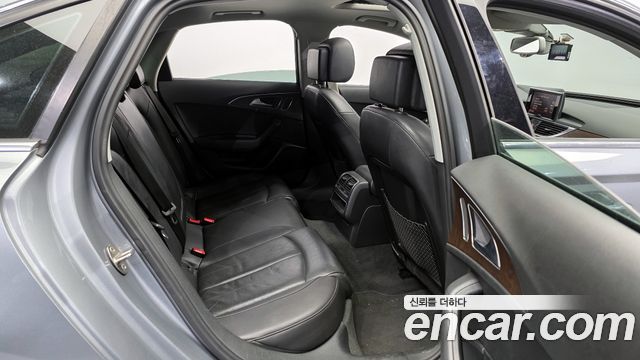 Audi A6 2015 — photo 11