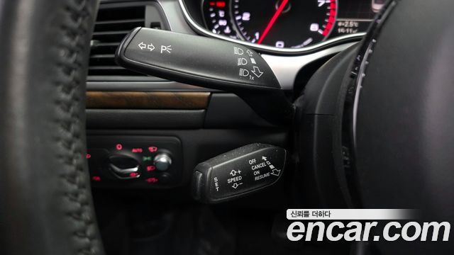Audi A6 2015 — photo 17
