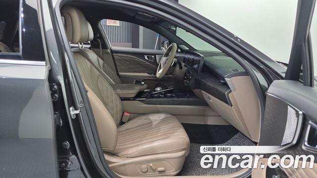 Kia K8 2022 — photo 11