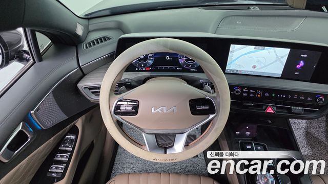 Kia K8 2022 — photo 13