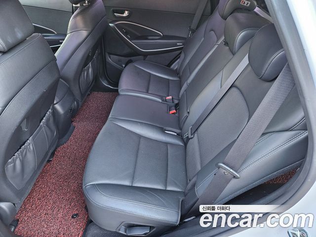 Hyundai Santafe 2016 — photo 13