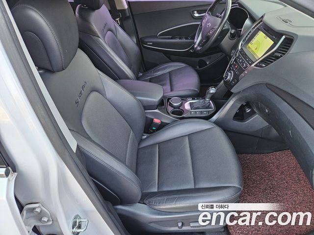 Hyundai Santafe 2016 — photo 14