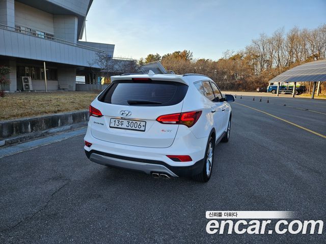 Hyundai Santafe 2016 — photo 18