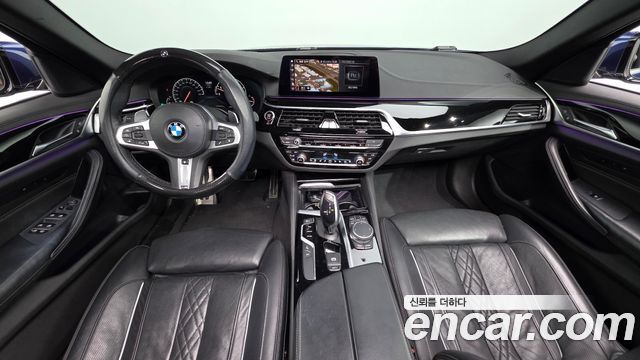 BMW 5-Series 2019 — photo 7