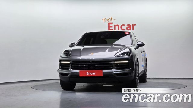 Porsche Cayenne 2022 — photo 3