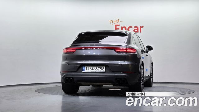 Porsche Cayenne 2022 — photo 4