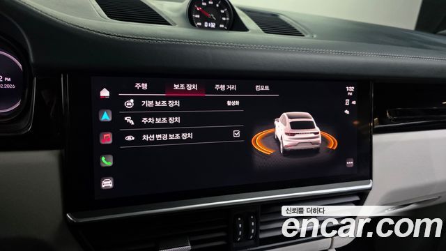 Porsche Cayenne 2022 — photo 16