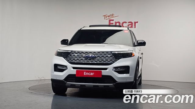 Ford Explorer 2021 — photo 3