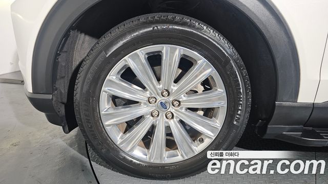 Ford Explorer 2021 — photo 5