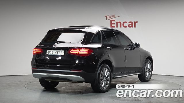Mercedes-Benz GLC-Class 2019 — photo 2