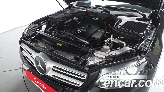 Mercedes-Benz GLC-Class 2019 — photo 6