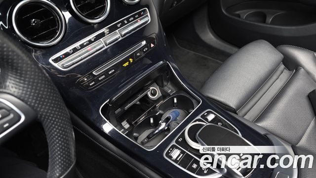 Mercedes-Benz GLC-Class 2019 — photo 17