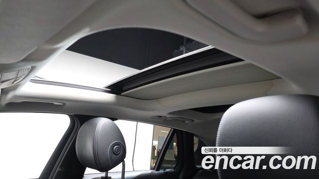 Mercedes-Benz GLC-Class 2019 — photo 19