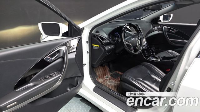 Hyundai Grandeur 2011 — photo 11