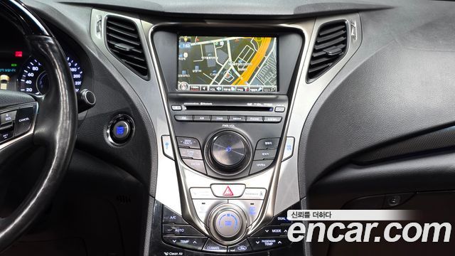 Hyundai Grandeur 2011 — photo 14
