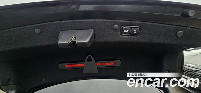 Hyundai Grandeur 2022 — photo 17