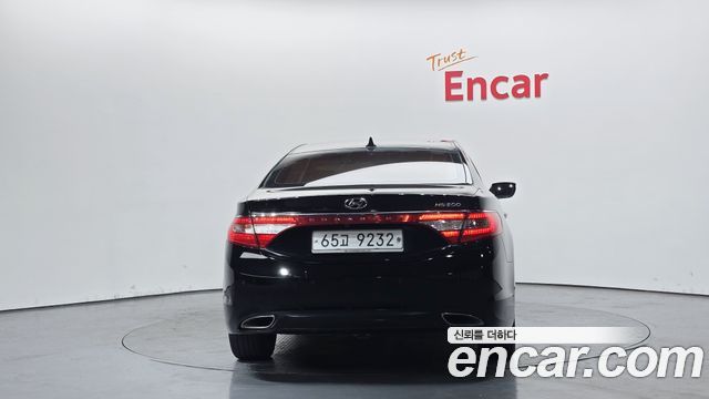 Hyundai Grandeur 2011 — photo 4