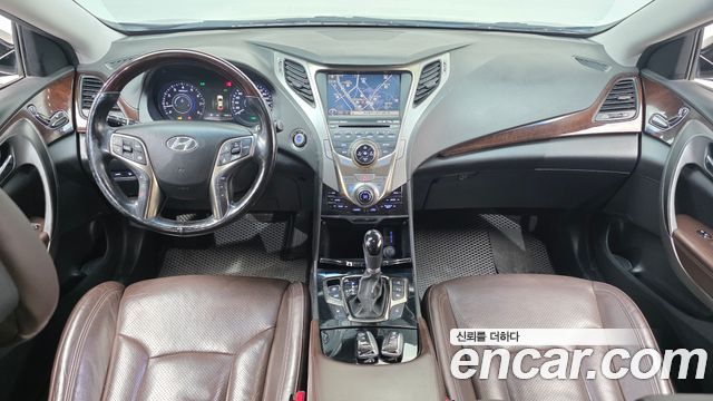 Hyundai Grandeur 2011 — photo 7