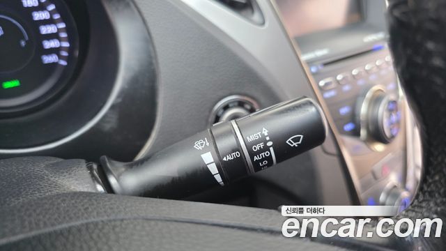Hyundai Grandeur 2011 — photo 18